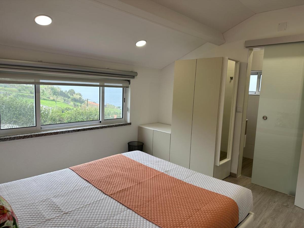 Paradise Apartments III 산타 크루즈 다스 플로레스 외부 사진